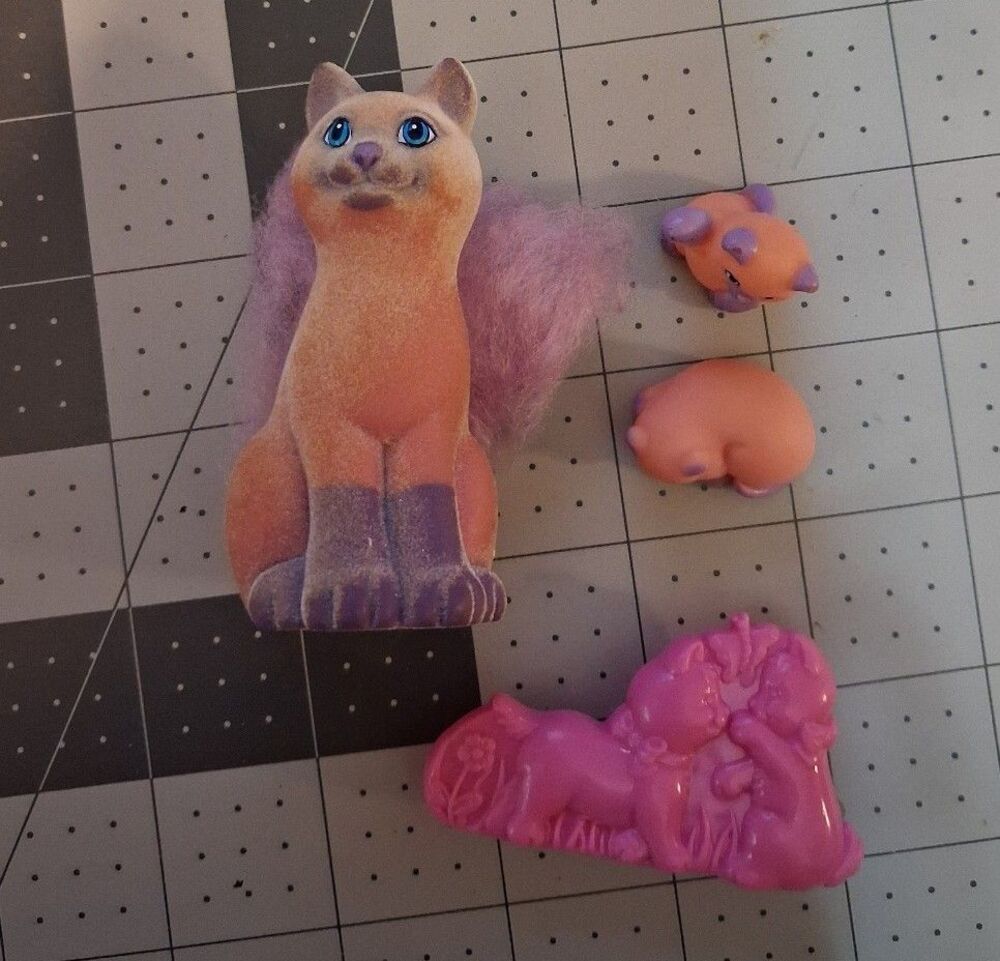 Vintage Hasbro My Little Pony Kitty Lil Litters Dreamy Siamese family set